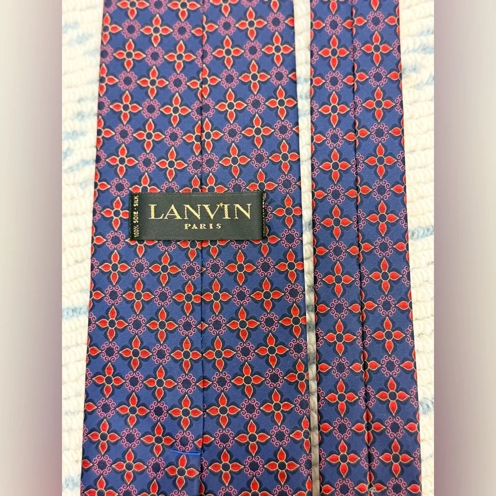 LANVIN Paris Men’s Silk Necktie Navy BlueRed Geometric Floral Pattern France